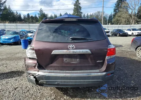 2012 Toyota Highlander Base z USA, uszkodzony, nr VIN 5TDBK3EH6CS107199